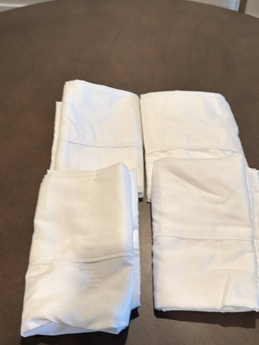 Queen/Standard White Pillowcases Set of 4